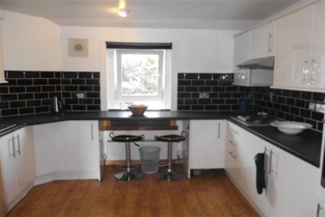  Image of 2 bedroom Flat to rent in Balkerach Street Doune FK16 at Drymen Stirling Stirling, FK16 6DF