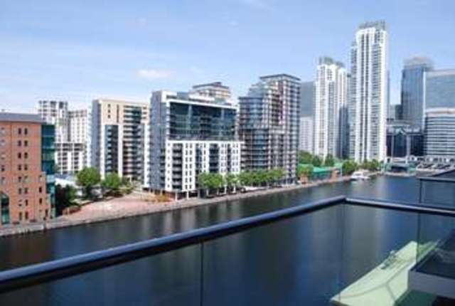  Image of Flat to rent in Baltimore Wharf London E14 at 4 Oakland Quay  Canary Wharf, E14 9FB
