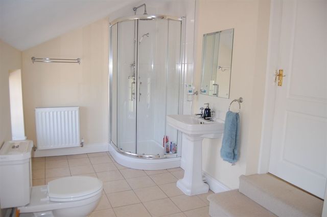  Image of 5 bedroom Detached house to rent in Barlings Lincoln LN3 at Lincoln  Lincoln, LN3 5DG