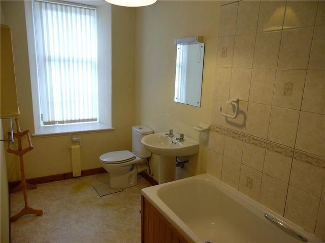  Image of 1 bedroom Flat to rent in Baron Taylor Street Inverness IV1 at Inverness Highland Highland, IV1 1QG