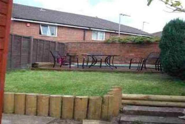  Image of 2 bedroom Terraced house to rent in Barrs Street Oldbury B68 at Oldbury, B68 8QU
