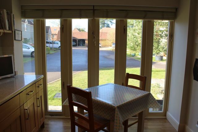  Image of 3 bedroom Detached house for sale in Barton Copse Chieveley Newbury RG20 at Barton Copse Chieveley Downend, RG20 8RN