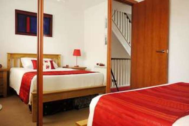  Image of 3 bedroom Detached house to rent in Barton Mill Road Canterbury CT1 at Canterbury, CT1 1BP