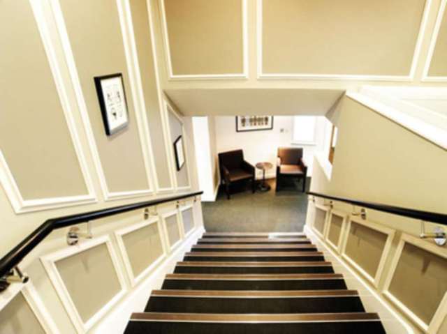  Image of Detached house to rent in Basil Street London SW3 at Knightsbridge SW3 London, SW3 1AJ