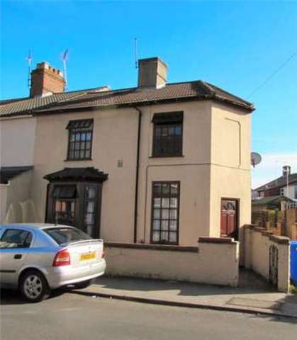  Image of 2 bedroom End of Terrace for sale in Beaconsfield Road Lowestoft NR33 at Lowestoft Suffolk Kirkley, NR33 0RL