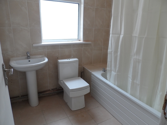  Image of 1 bedroom Flat to rent in Bearwood Road Bearwood Smethwick B66 at Bearwood Road  Bearwood, B66 4HA