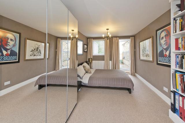  Image of 2 bedroom Detached house to rent in Beauchamp Terrace London SW15 at Beauchamp Terrace  London, SW15 1BW