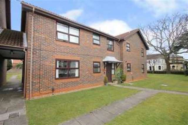  Image of 2 bedroom Flat for sale in Bulkington Avenue Broadwater Worthing BN14 at Broadwater, BN14 7HL