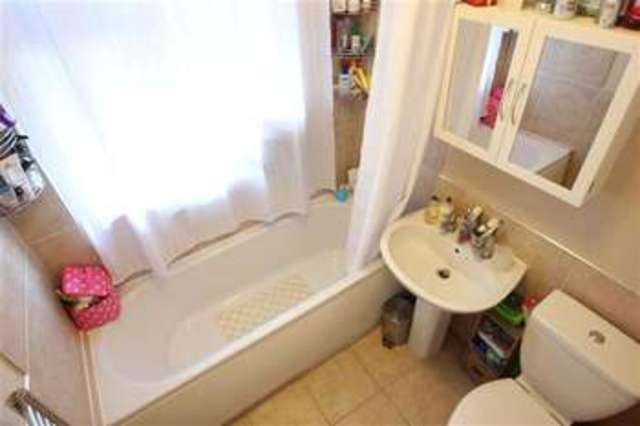  Image of 3 bedroom Semi-Detached house for sale in Beech Grove Ipswich IP3 at Ipswich, IP3 0NX