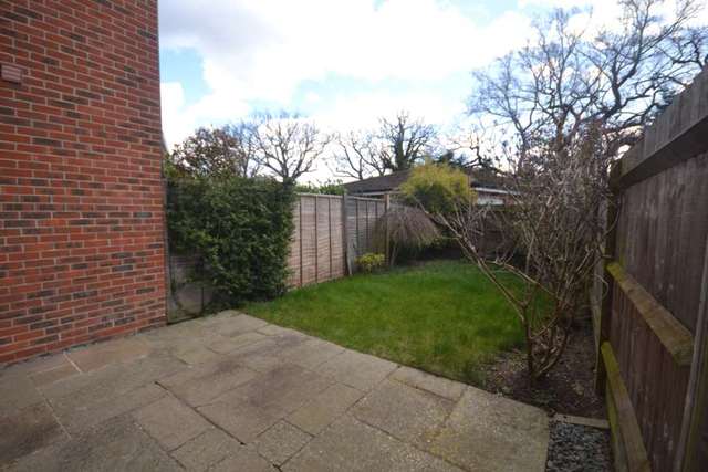  Image of 2 bedroom Semi-Detached house to rent in Benham Drive Spencers Wood Reading RG7 at Benham Drive Spencers Wood Reading, RG7 1FB