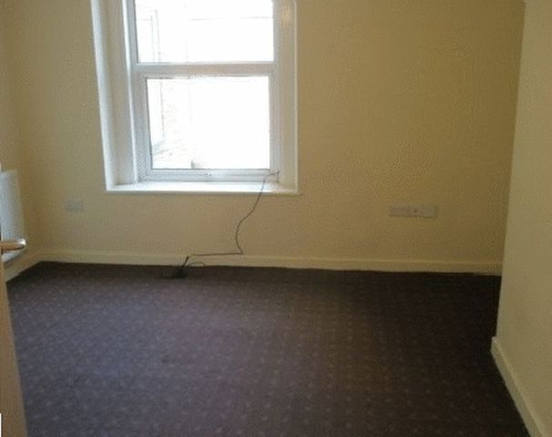  Image of 2 bedroom Flat to rent in Bentinck Villas Newcastle upon Tyne NE4 at Bentinck Villas Array Blakelaw, NE4 6UR