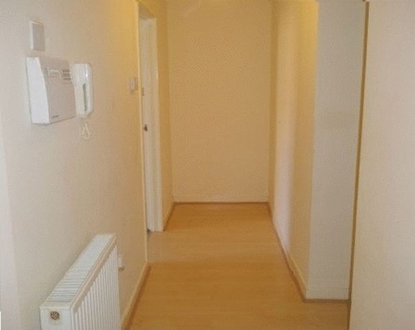  Image of 2 bedroom Flat to rent in Bentinck Villas Newcastle upon Tyne NE4 at Bentinck Villas Array Blakelaw, NE4 6UR