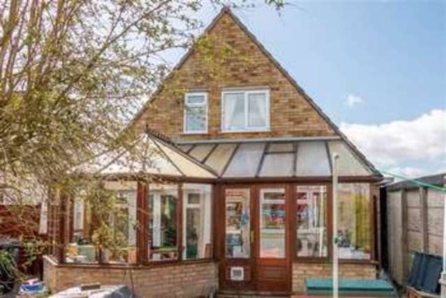 Image of 3 bedroom Bungalow for sale in Berkeley Crescent Lydney GL15 at Berkeley Crescent  Lydney, GL15 5SH