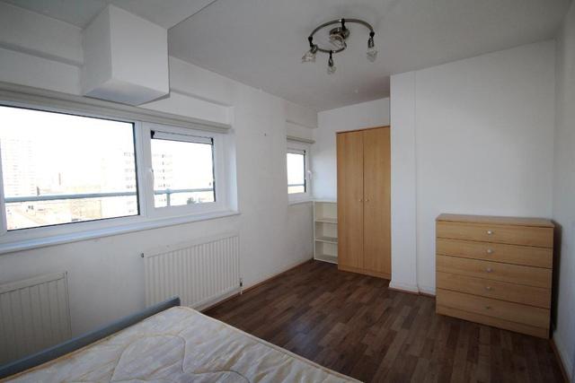  Image of 2 bedroom Flat to rent in Bethnal Green Road London E2 at Bethnal Green  London, E2 9QY