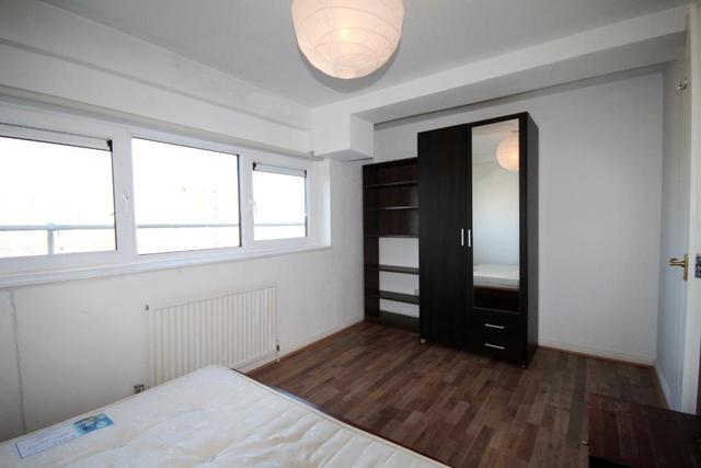  Image of 2 bedroom Flat to rent in Bethnal Green Road London E2 at Bethnal Green  London, E2 9QY