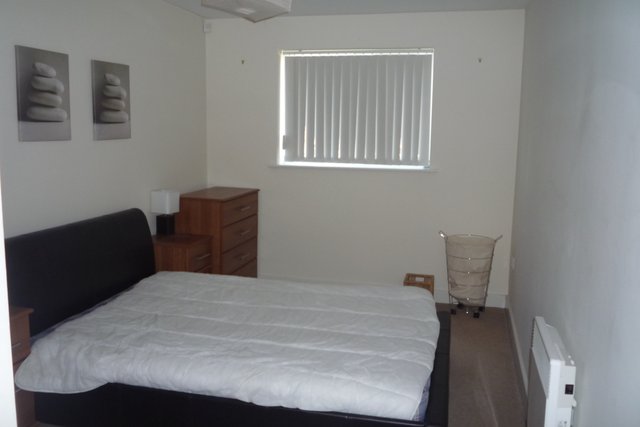  Image of 2 bedroom Flat to rent in Dunlop Street Warrington WA4 at Bevan Island Warrington Latchford, WA4 6AA