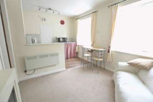  Image of 1 bedroom Flat to rent in Beverley Road Hull HU5 at Beverley Road Hull East Riding Yorkshire, HU5 1LX