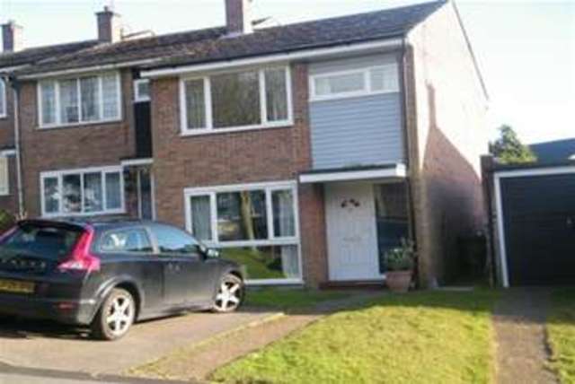  Image of 3 bedroom Detached house to rent in Holbrook Close Billericay CM11 at Billericay, CM11 2NG