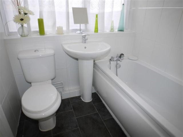  Image of 3 bedroom Terraced house for sale in Billingbauk Drive Bramley Leeds LS13 at Bramley  Kirkstall, LS13 4RY