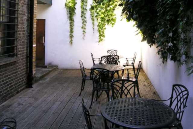 Image of Detached house to rent in Blackfriars Road London SE1 at Southwark SE1 London, SE1 8EN