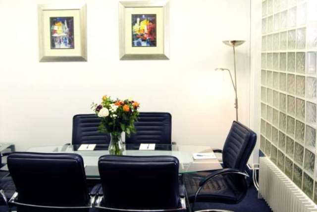  Image of Detached house to rent in Blackfriars Road London SE1 at Southwark SE1 London, SE1 8EN