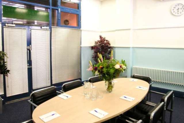  Image of Detached house to rent in Blackfriars Road London SE1 at Southwark SE1 London, SE1 8EN