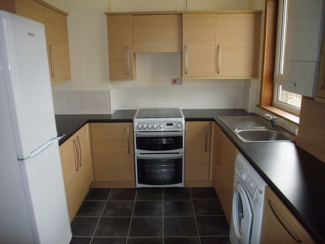  Image of 2 bedroom Flat to rent in Blamey Crescent Cowdenbeath KY4 at Cowdenbeath Fife Fife, KY4 9JT