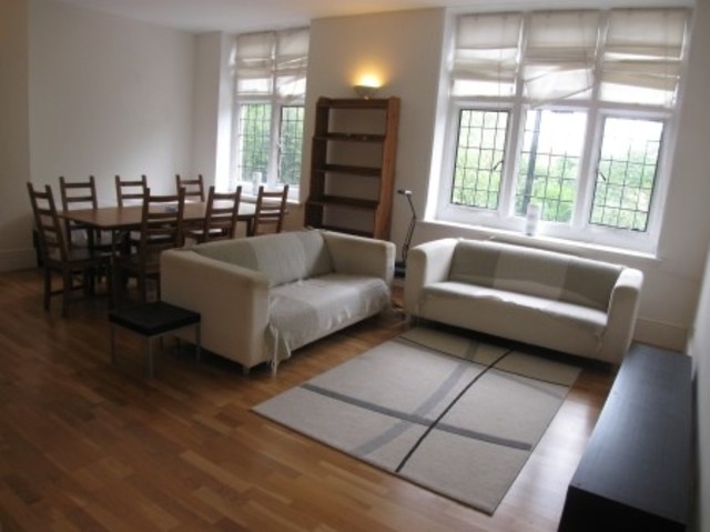  Image of 2 bedroom Apartment to rent in Hale Street London E14 at London All Saints, E14 0BS