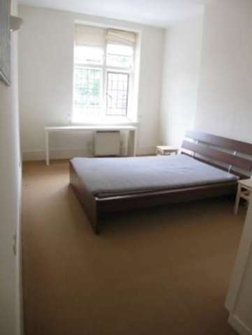 Image of 2 bedroom Flat to rent in Hale Street London E14 at London All Saints, E14 0BS