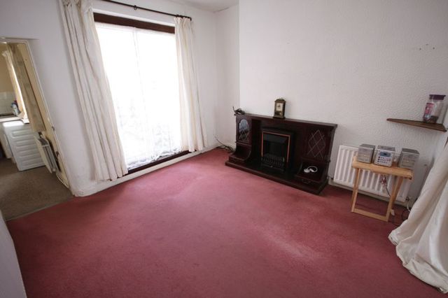  Image of 3 bedroom Terraced house for sale in Boosbeck Road Skelton-in-Cleveland Saltburn-by-the-Sea TS12 at Boosbeck Road Skelton-In-Cleveland Saltburn-By-The-Sea, TS12 2DD