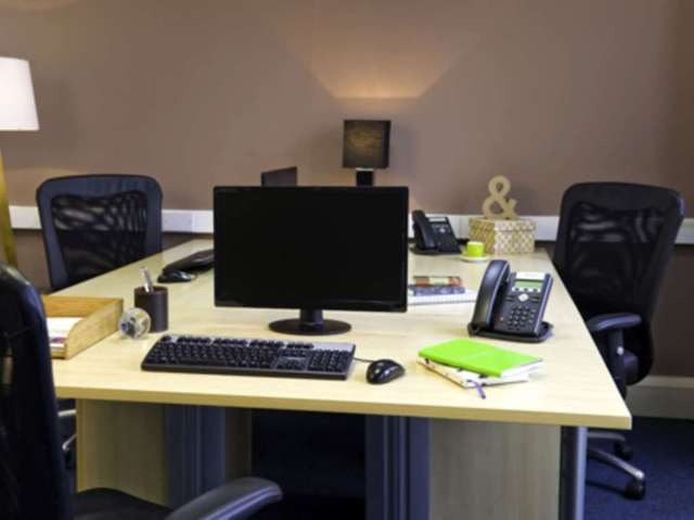  Image of Detached house to rent in Borough High Street London SE1 at Borough High Street  London, SE1 1LB