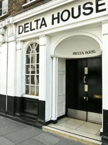  Image of Detached house to rent in Borough High Street London SE1 at Southwark SE1 London, SE1 1HR