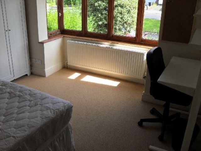  Image of 5 bedroom House Share to rent in Bournbrook Road Selly Oak Birmingham B29 at Selly Oak West Midlands Selly Oak, B29 7BU