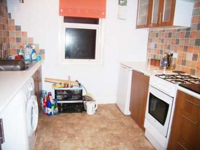  Image of 1 bedroom Flat to rent in Kinson Road Bournemouth BH10 at Kinson  Bournemouth, BH10 5EW