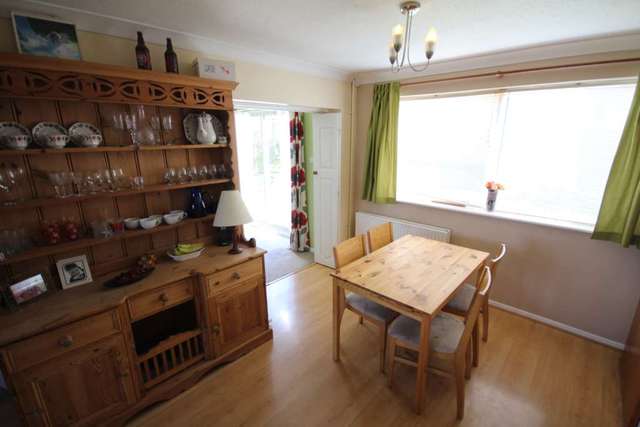  Image of 4 bedroom Semi-Detached house for sale in Braden Close Aylesbury HP21 at Braden Close Foxhills Aylesbury, HP21 7JU