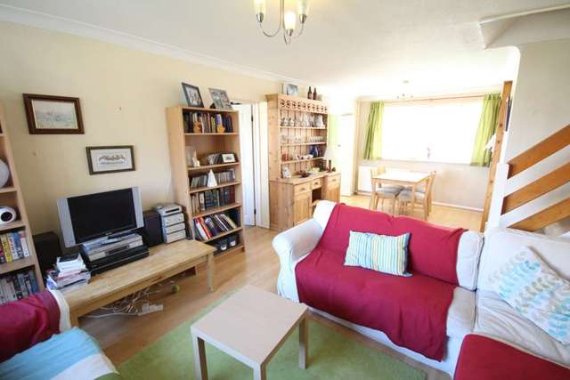  Image of 4 bedroom Semi-Detached house for sale in Braden Close Aylesbury HP21 at Braden Close Foxhills Aylesbury, HP21 7JU