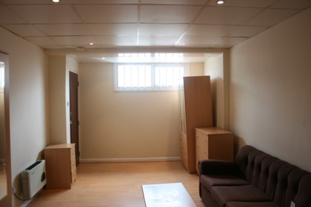  Image of 1 bedroom Studio flat to rent in Britannia Road London N12 at Britannia Road  London, N12 9RS