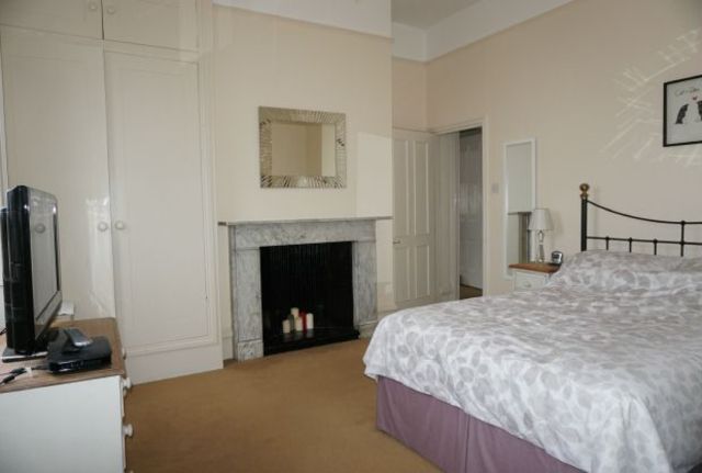  Image of 1 bedroom Flat for sale in Bretland Road Tunbridge Wells TN4 at Rusthall  Tunbridge Wells, TN4 8PB