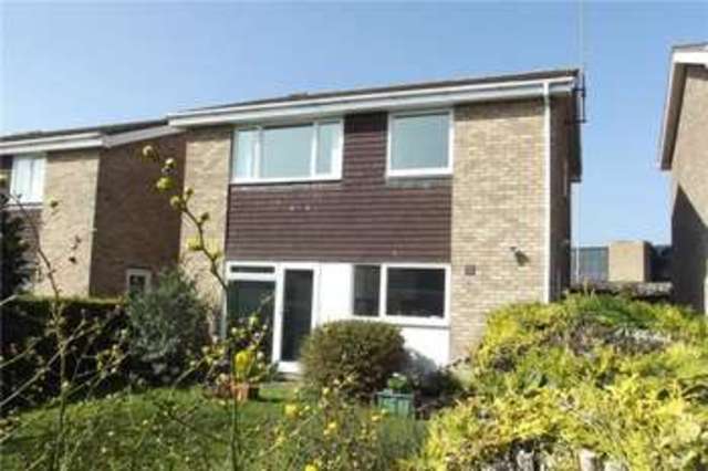  Image of 3 bedroom Detached house for sale in Brickhill Drive Bedford MK41 at Bedford Bedfordshire Clapham, MK41 7NX