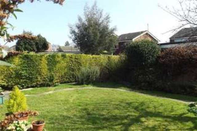  Image of 3 bedroom Detached house for sale in Brickhill Drive Bedford MK41 at Bedford Bedfordshire Clapham, MK41 7NX