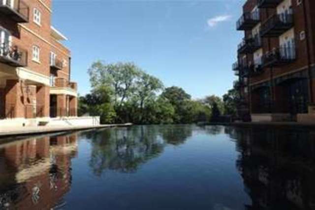  Image of 2 bedroom Flat to rent in Waterside Shirley Solihull B90 at Solihull, B90 1UD