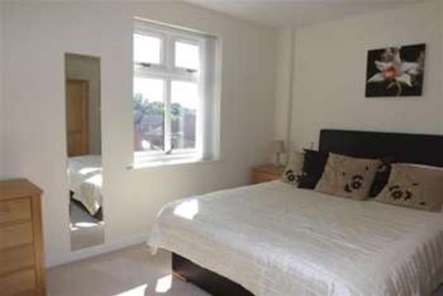  Image of 2 bedroom Flat to rent in Waterside Shirley Solihull B90 at Solihull, B90 1UD