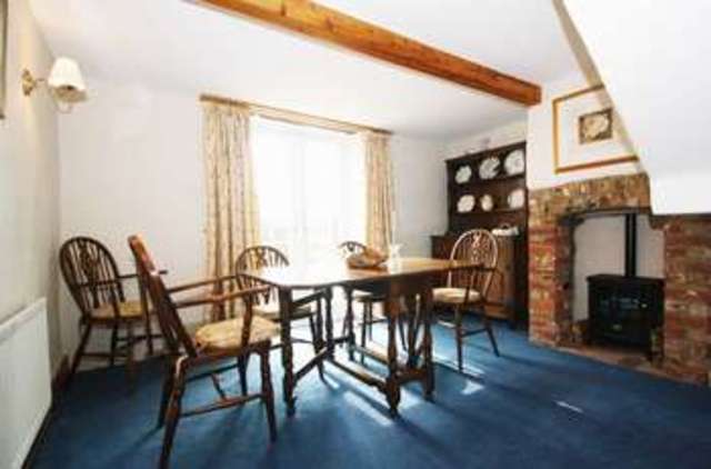  Image of 4 bedroom Detached house for sale in Bridgeway Cuddington Aylesbury HP18 at Bridgeway  Cuddington, HP18 0AW