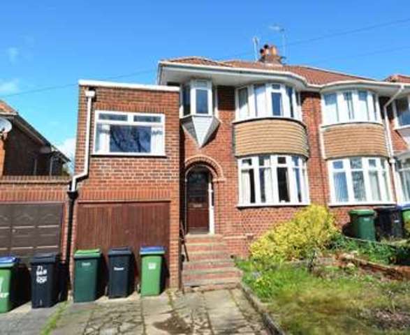  Image of 3 bedroom Semi-Detached house for sale in Broadway Oldbury B68 at Broadway  Oldbury, B68 9DP