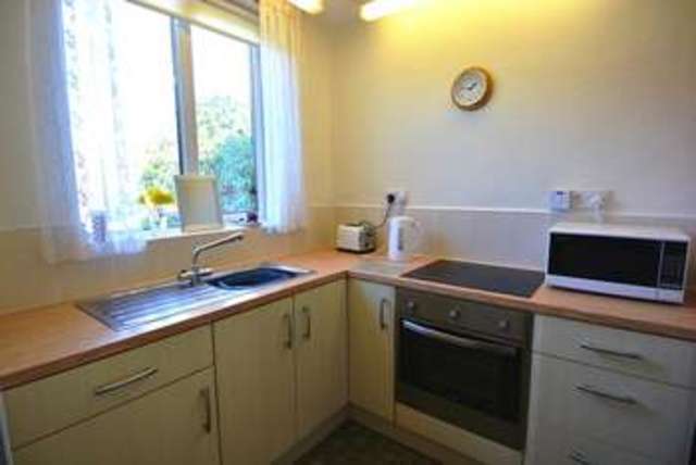  Image of 3 bedroom Semi-Detached house for sale in Broadway Oldbury B68 at Broadway  Oldbury, B68 9DP