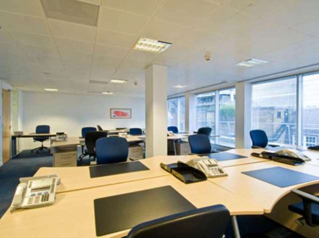  Image of Detached house to rent in Broadway London SW1H at St James`s SW1H London, SW1H 0RG