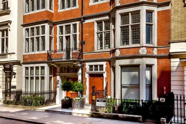  Image of Detached house to rent in Brook Street London W1K at Mayfair W1K London, W1K 5DS