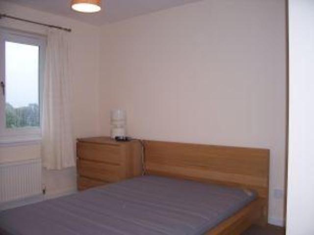  Image of 2 bedroom Flat to rent in Broomhill Court Stirling FK9 at Stirling Town Stirling Stirling, FK9 5AF