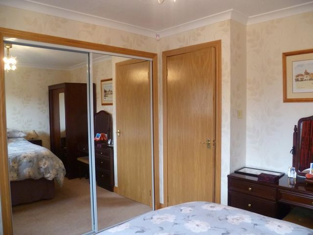  Image of 2 bedroom Bungalow to rent in Brunton Gardens Markinch Glenrothes KY7 at Glenrothes Fife Fife, KY7 6EX