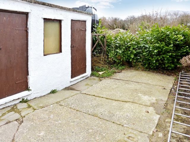  Image of 3 bedroom Terraced house for sale in Brynrefail Caernarfon LL55 at Brynrefail, LL55 3PD